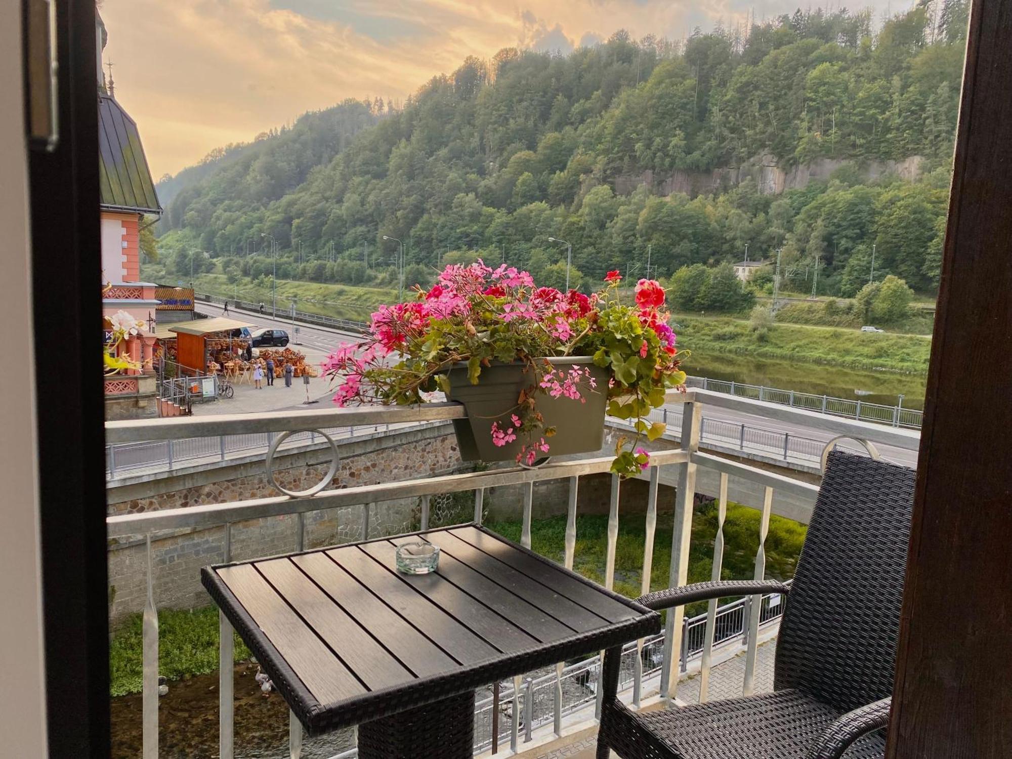 Hotel Labe Hřensko Eksteriør billede